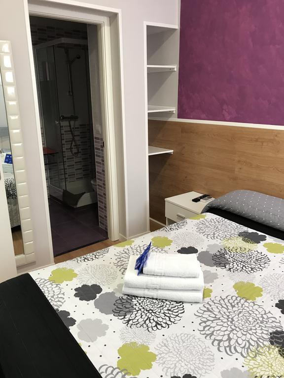 فندق Casa Huesped Magdalena مدريد المظهر الخارجي الصورة