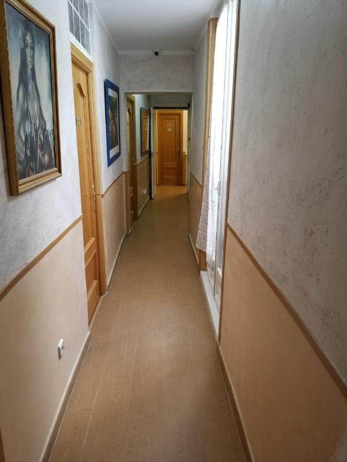 فندق Casa Huesped Magdalena مدريد المظهر الخارجي الصورة
